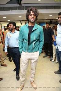Vijay Deverakonda at KLM Fashion Mall Launch