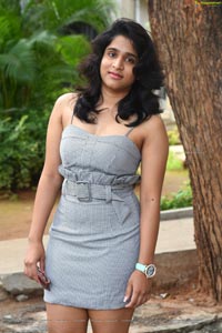 Yamini at Tenali Ramakrishna BA BL Movie Teaser Launch