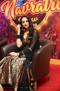 Zoya Afroz