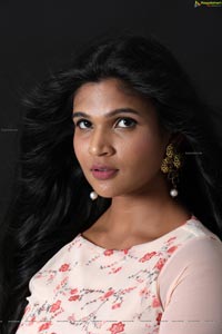 Twinkle Thomala Ragalahari Exclusive Photo Shoot