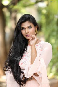 Twinkle Thomala Ragalahari Exclusive Photo Shoot