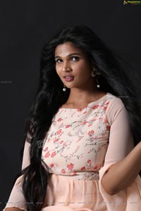 Twinkle Thomala Ragalahari Exclusive Photo Shoot