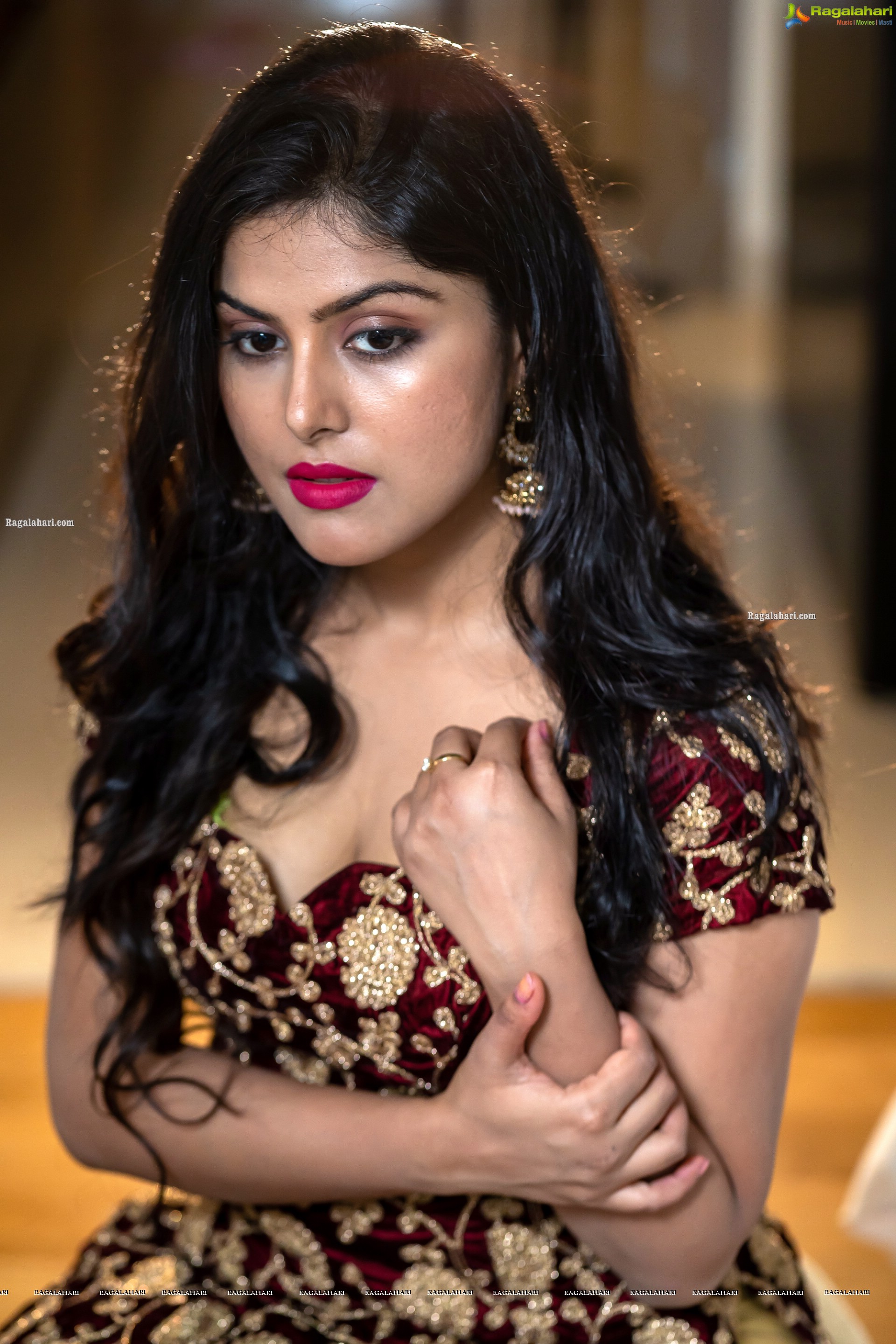 Divyangana Singh Latest Photoshoot Images - HD Gallery