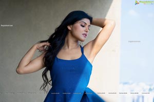 Divyangana Singh HD Photos