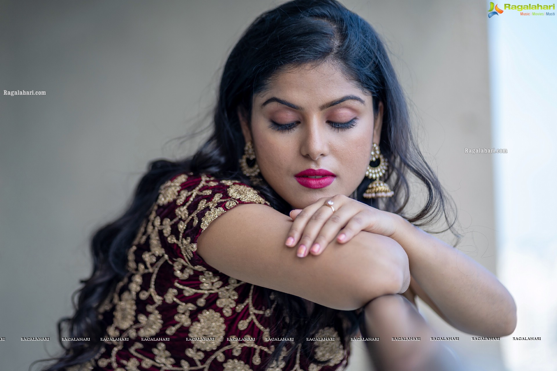 Divyangana Singh Latest Photoshoot Images - HD Gallery