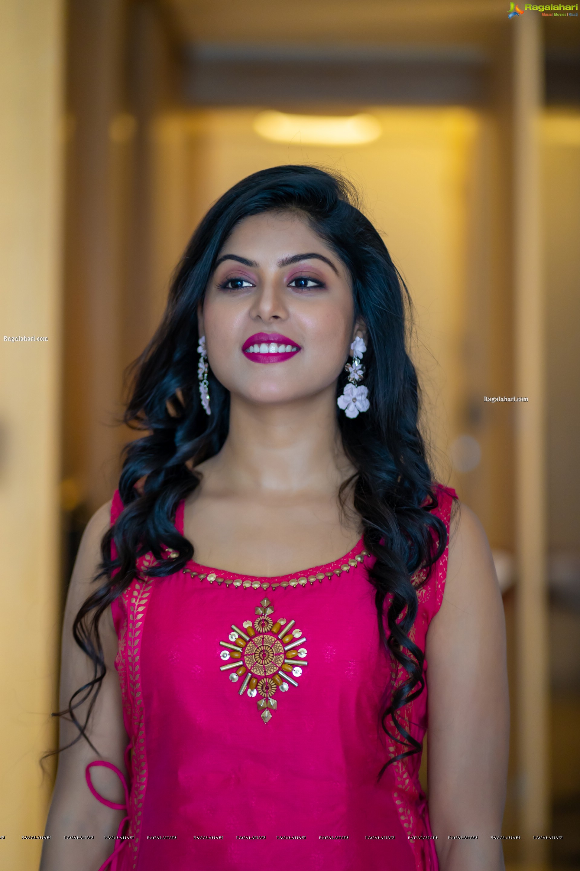 Divyangana Singh Latest Photoshoot Images - HD Gallery