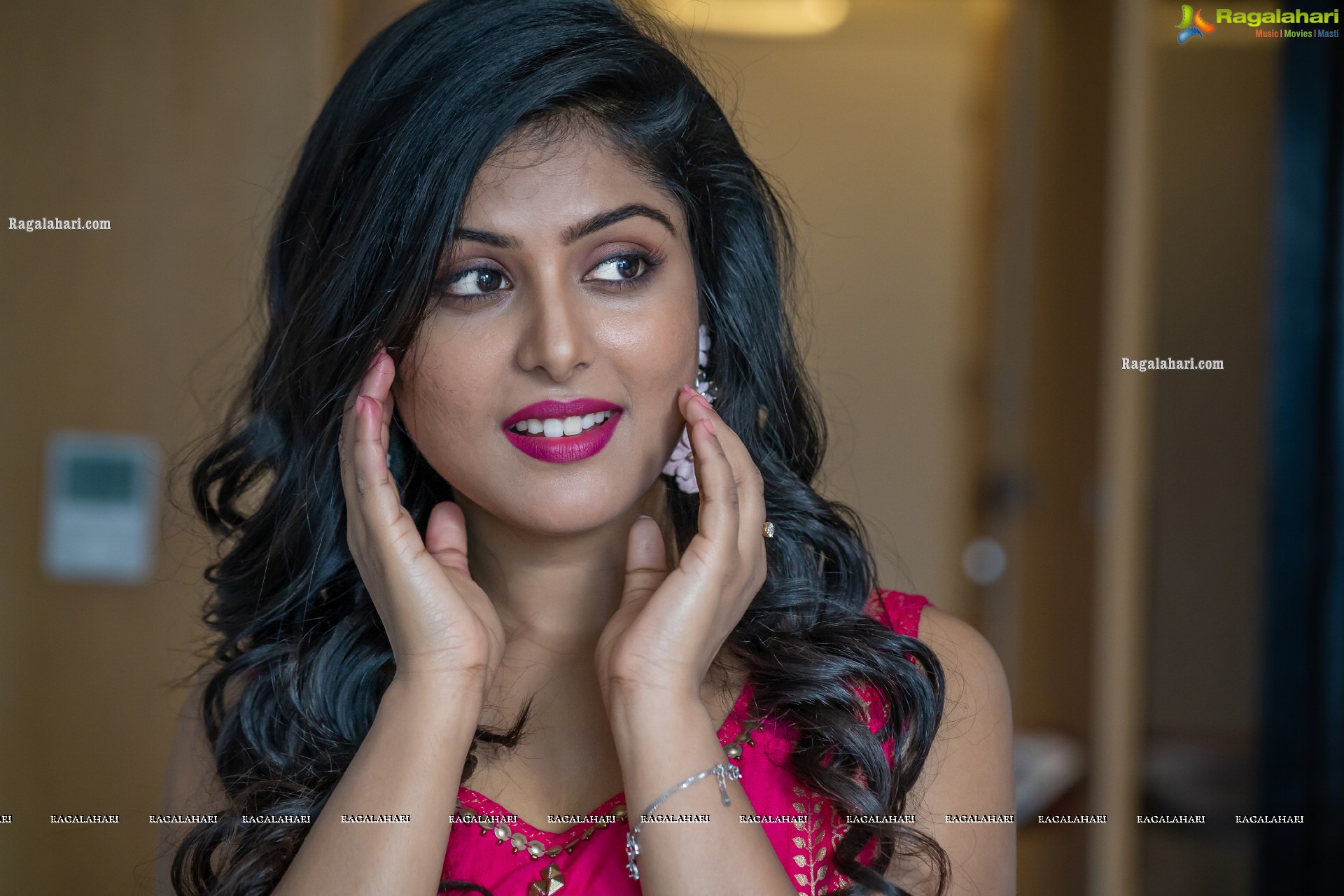 Divyangana Singh Latest Photoshoot Images - HD Gallery