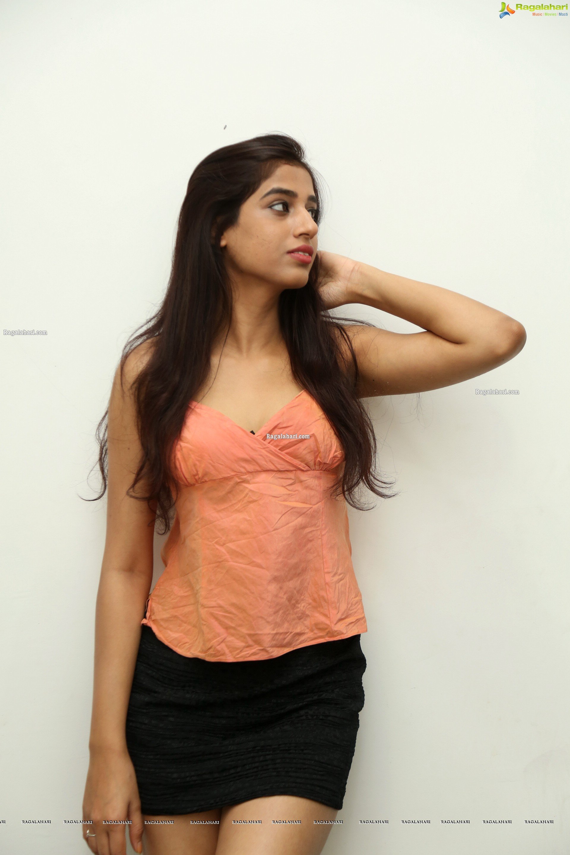 Naziya Khan at Brand Factory - The Biggest Fashion Unlock Sale 2020, HD Gallery