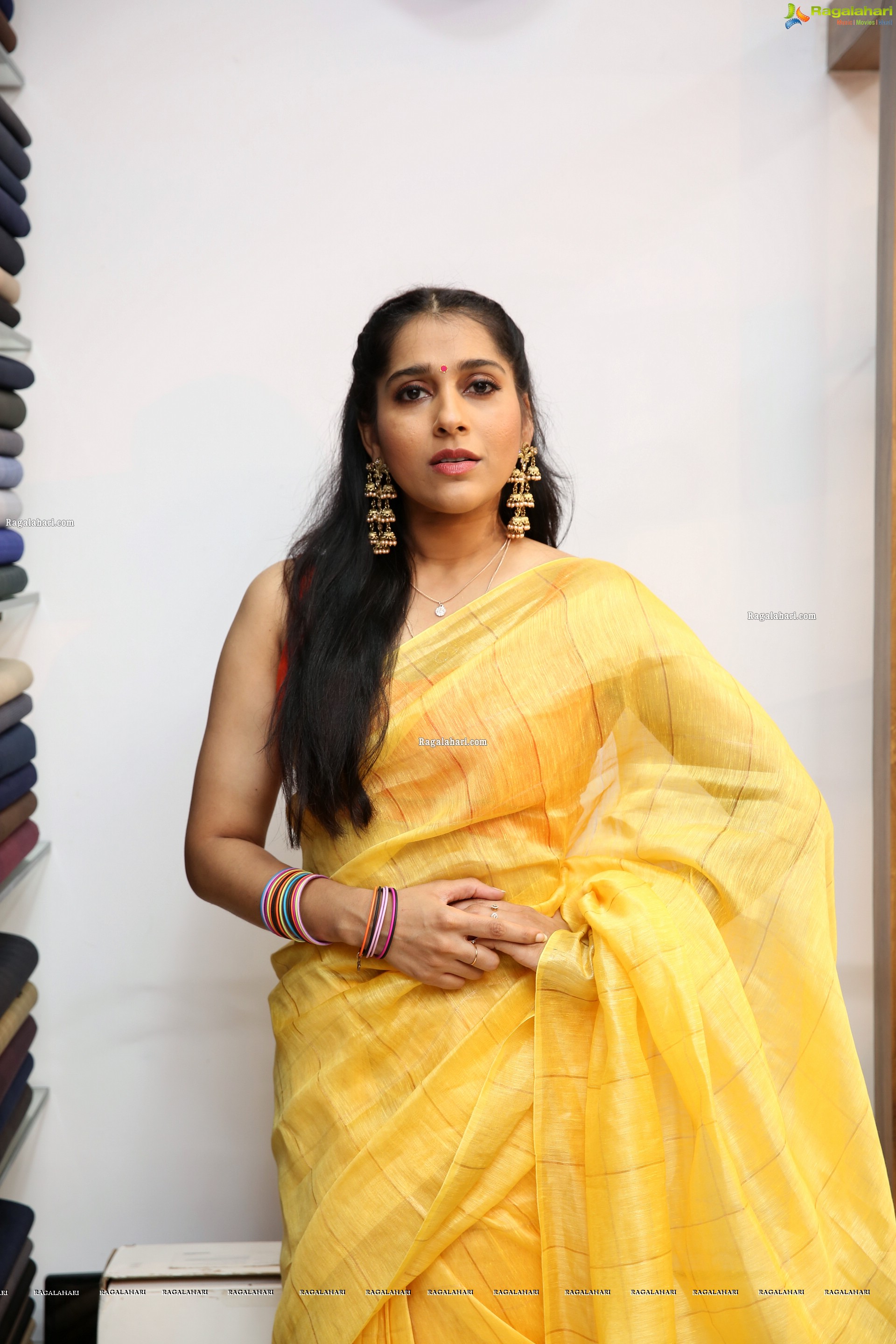 Rashmi Gautam at Linen House E-Commerce Portal Launch