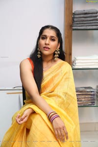 Rashmi Gautam at Linen House E-Commerce Portal Launch