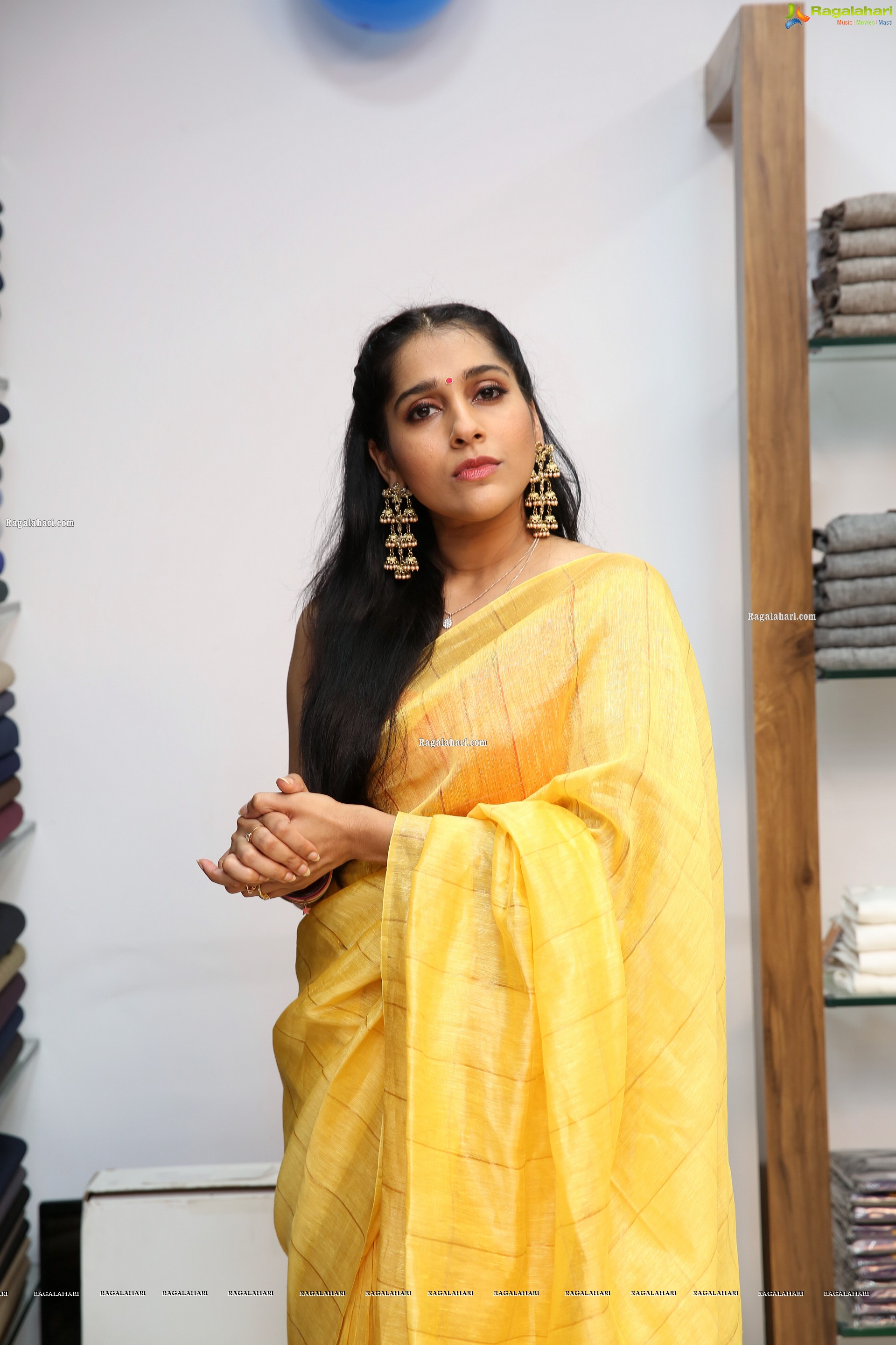 Rashmi Gautam at Linen House E-Commerce Portal Launch