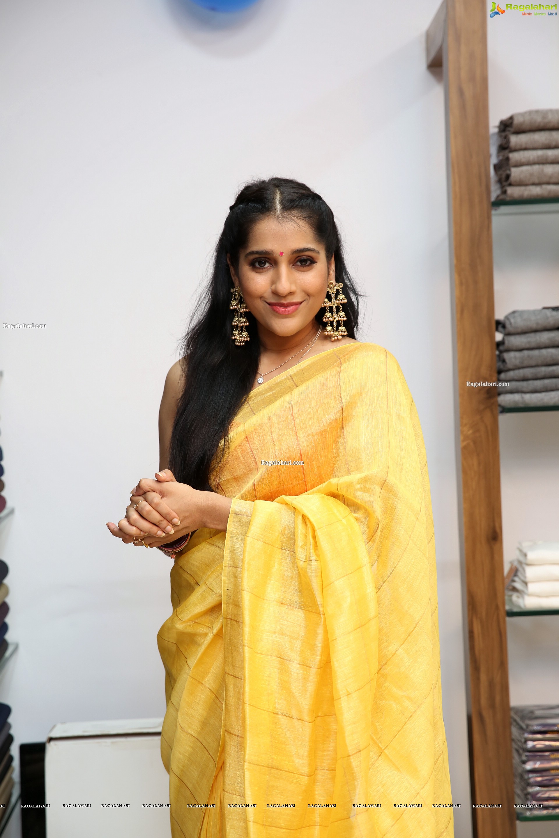 Rashmi Gautam at Linen House E-Commerce Portal Launch
