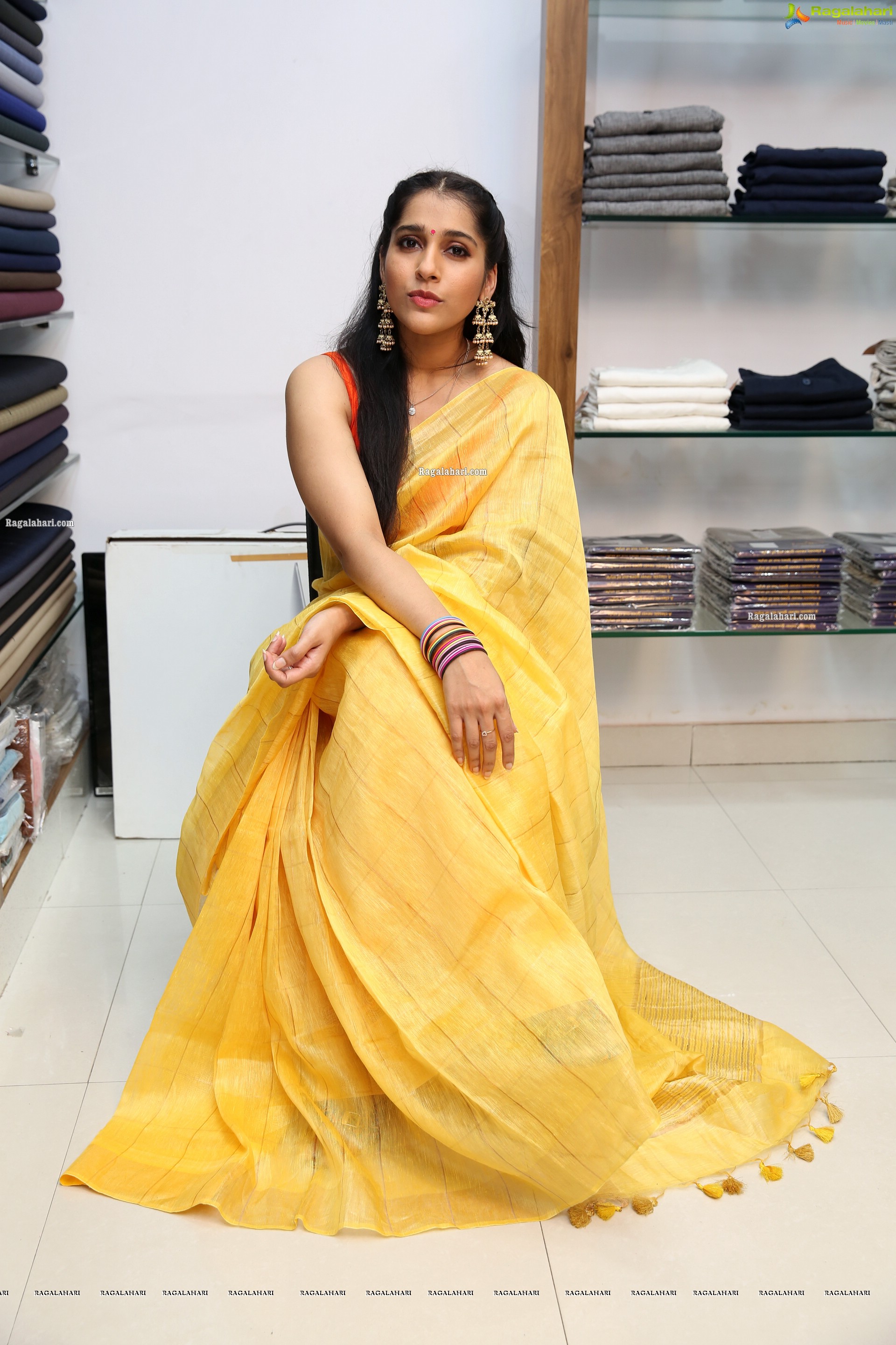 Rashmi Gautam at Linen House E-Commerce Portal Launch