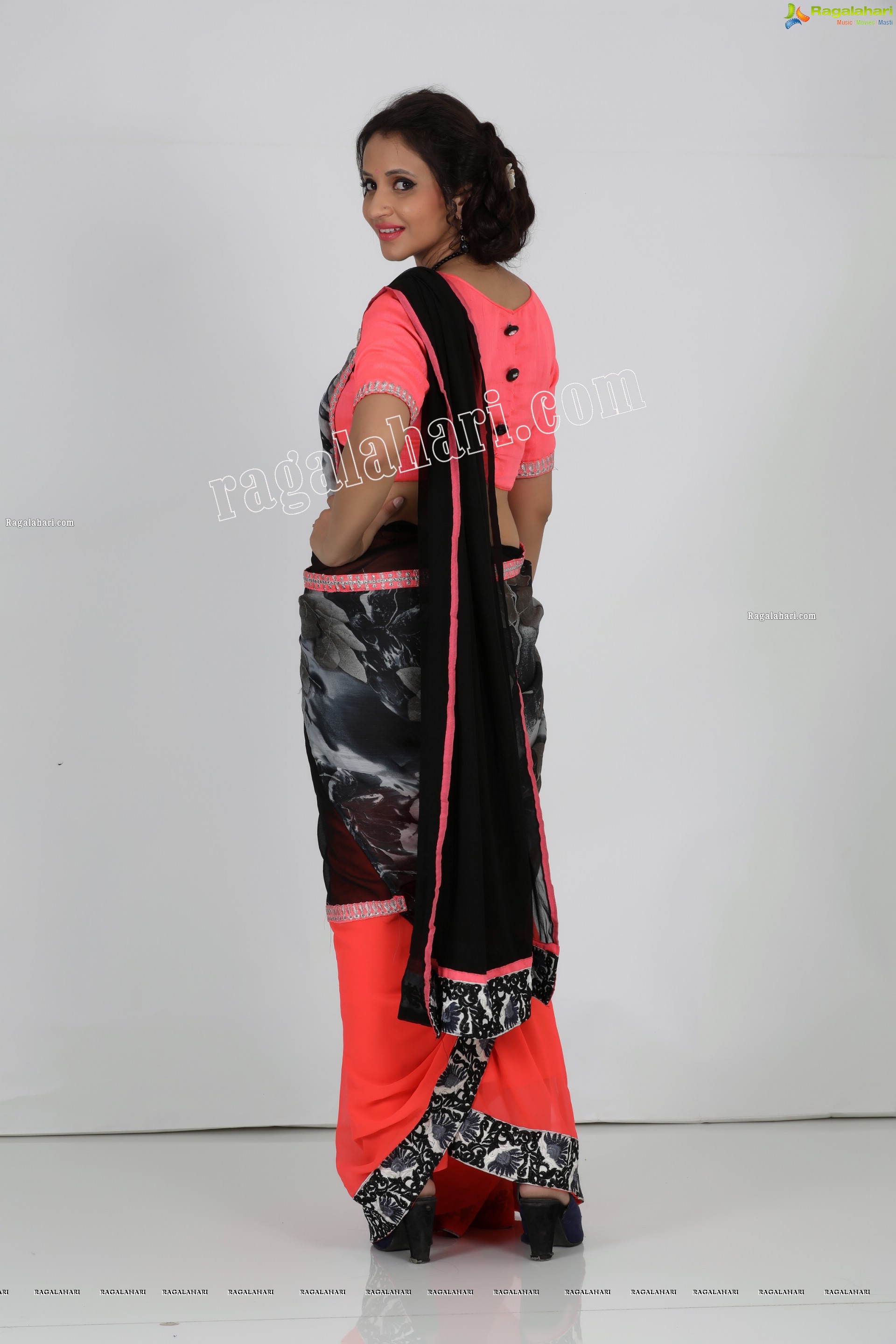 Khushboo Naaz in Black and Peach Printed Chiffon Saree Exclusive Photo Shoot