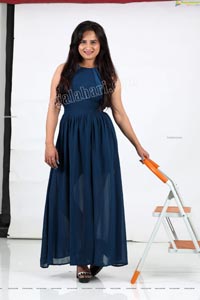 Preyasi Jiggar in Teal Blue Long Slit Dress