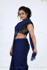 VJ Jaanu in Navy Blue Chiffon Saree