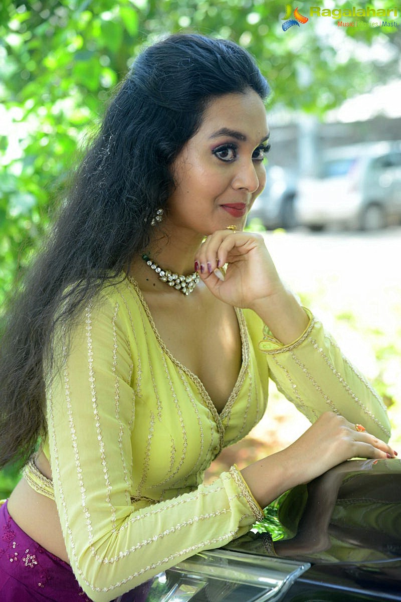 Gnana Priya at Veyi Subhamulu Kalugu Neeku Movie Teaser Launch, Gallery