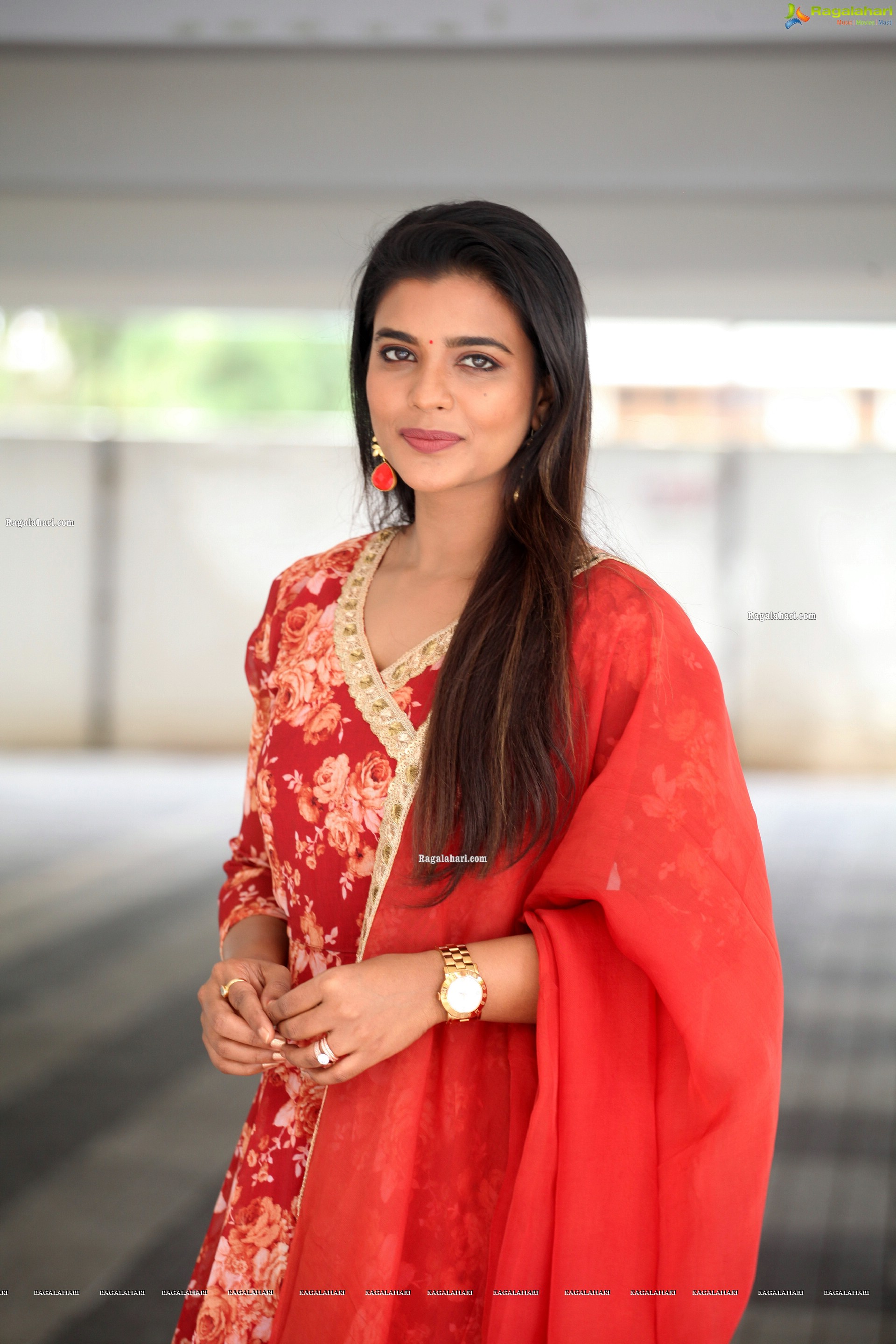 Aishwarya Rajesh at Republic Movie Interview, HD Photo Gallery