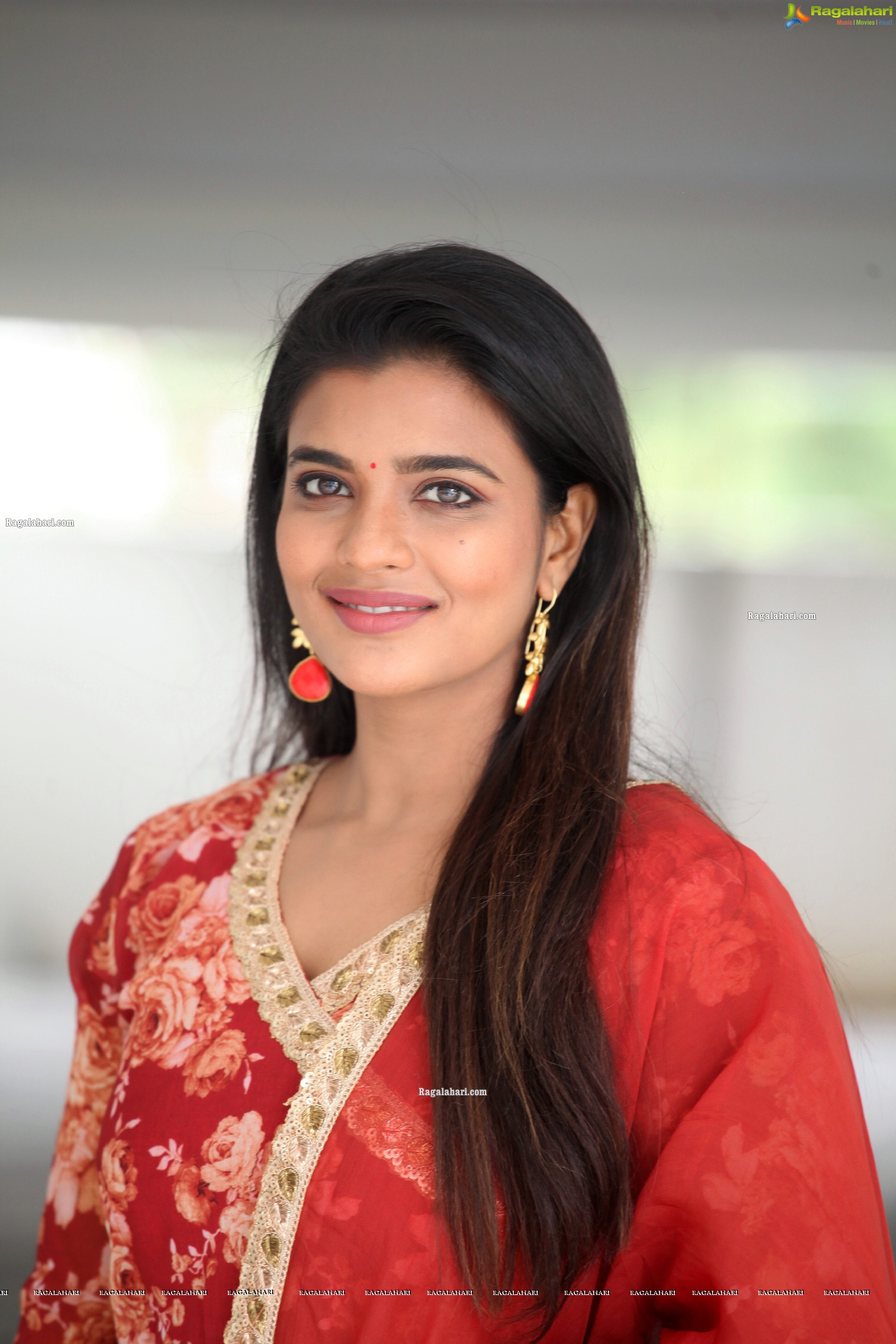 Aishwarya Rajesh at Republic Movie Interview, HD Photo Gallery