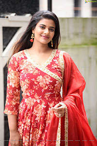 Aishwarya Rajesh at Republic Movie Interview