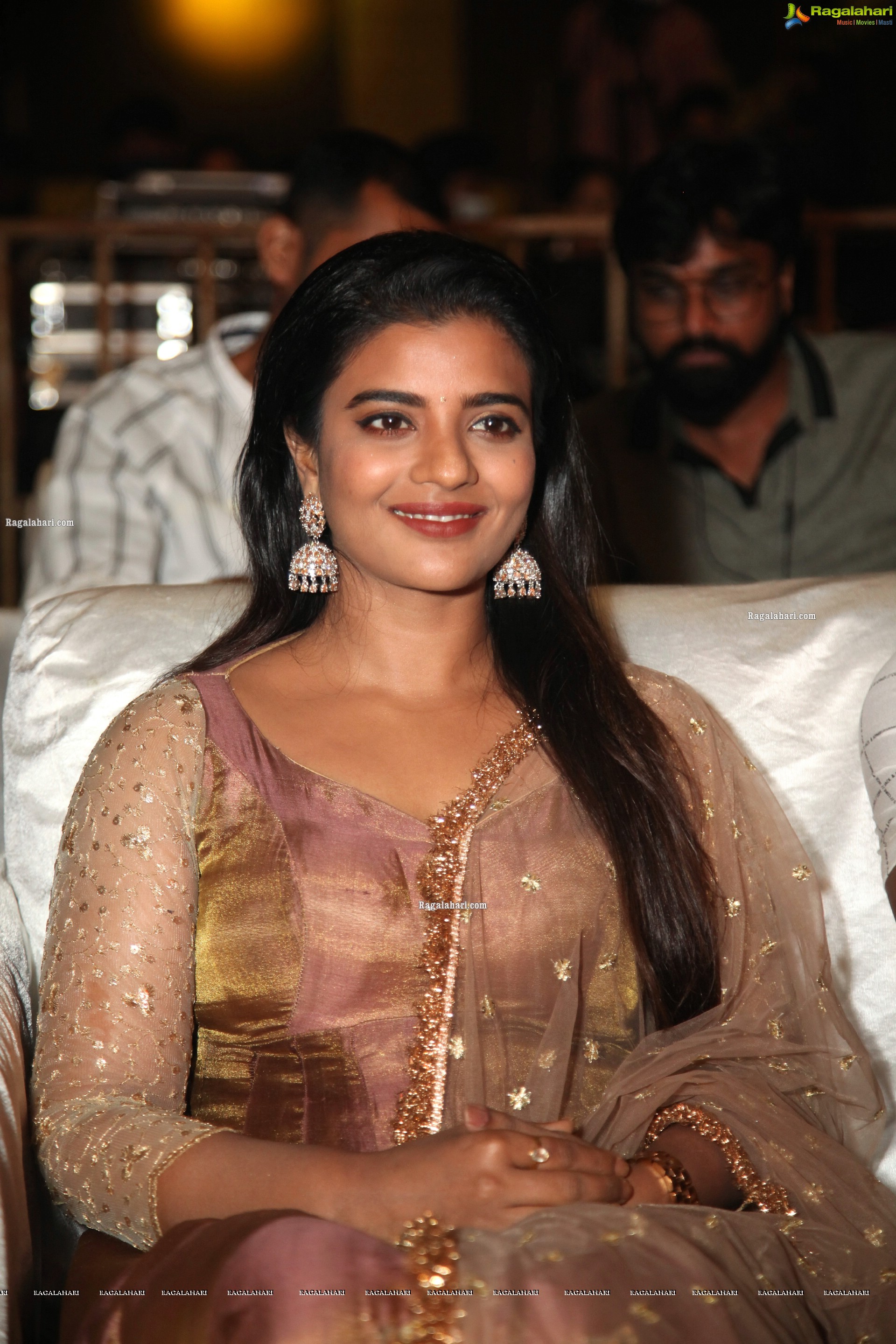 Aishwarya Rajesh at Republic Movie Pre Release Event, HD Photo Gallery