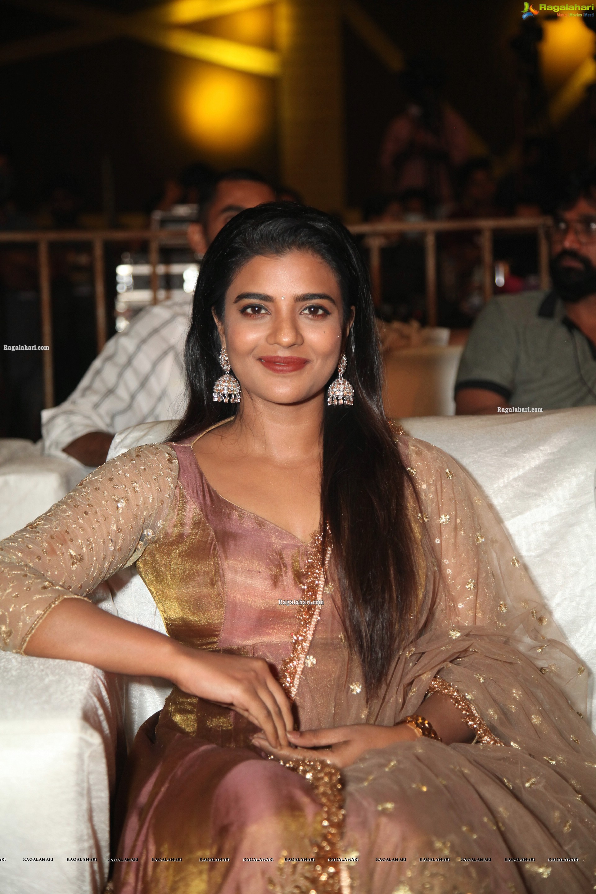 Aishwarya Rajesh at Republic Movie Pre Release Event, HD Photo Gallery