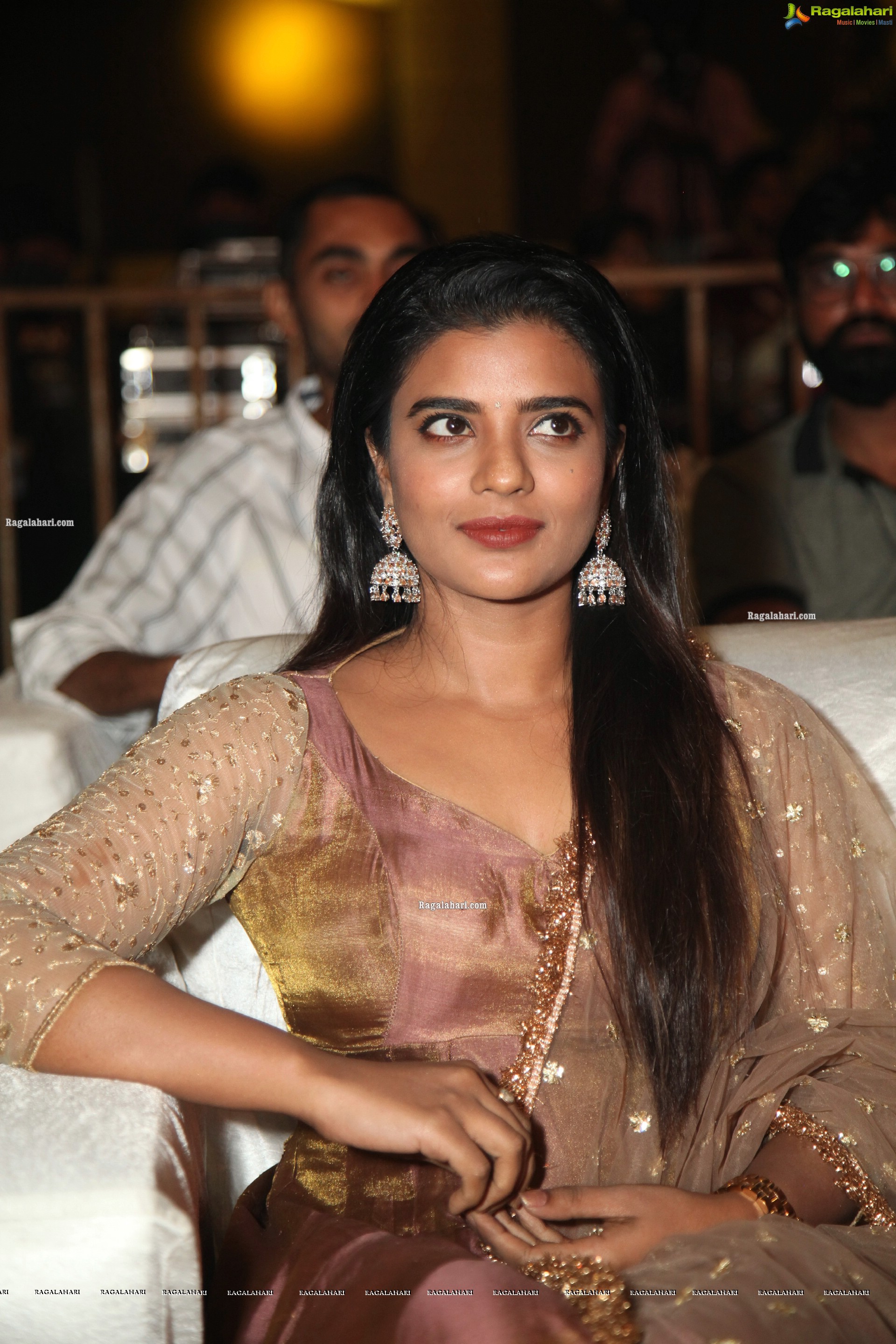 Aishwarya Rajesh at Republic Movie Pre Release Event, HD Photo Gallery