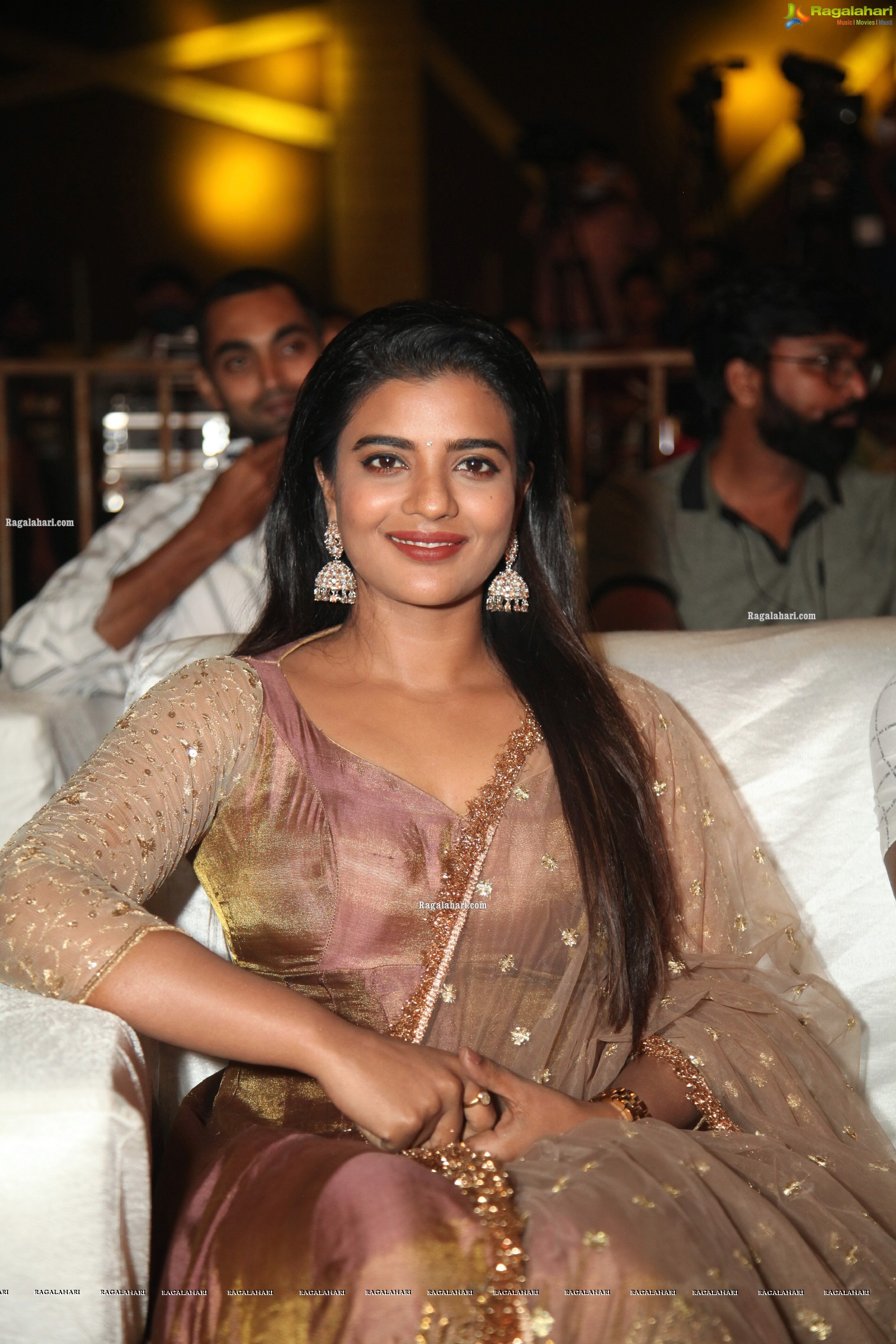 Aishwarya Rajesh at Republic Movie Pre Release Event, HD Photo Gallery