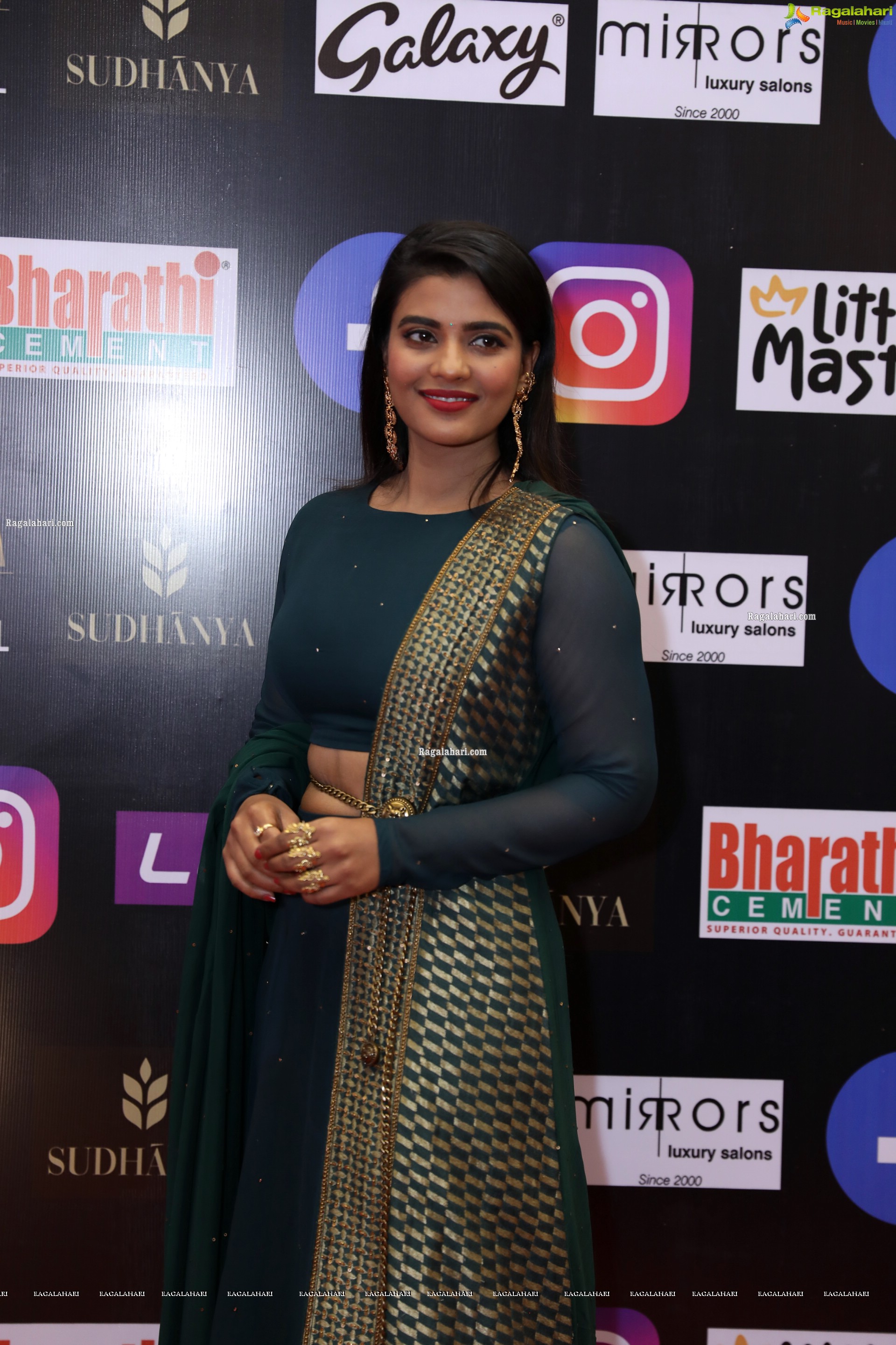 Aishwarya Rajesh at SIIMA Awards 2021 Day 2, HD Photo Gallery