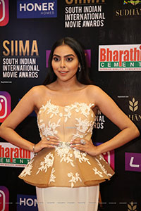 Akshaya at SIIMA Awards 2021