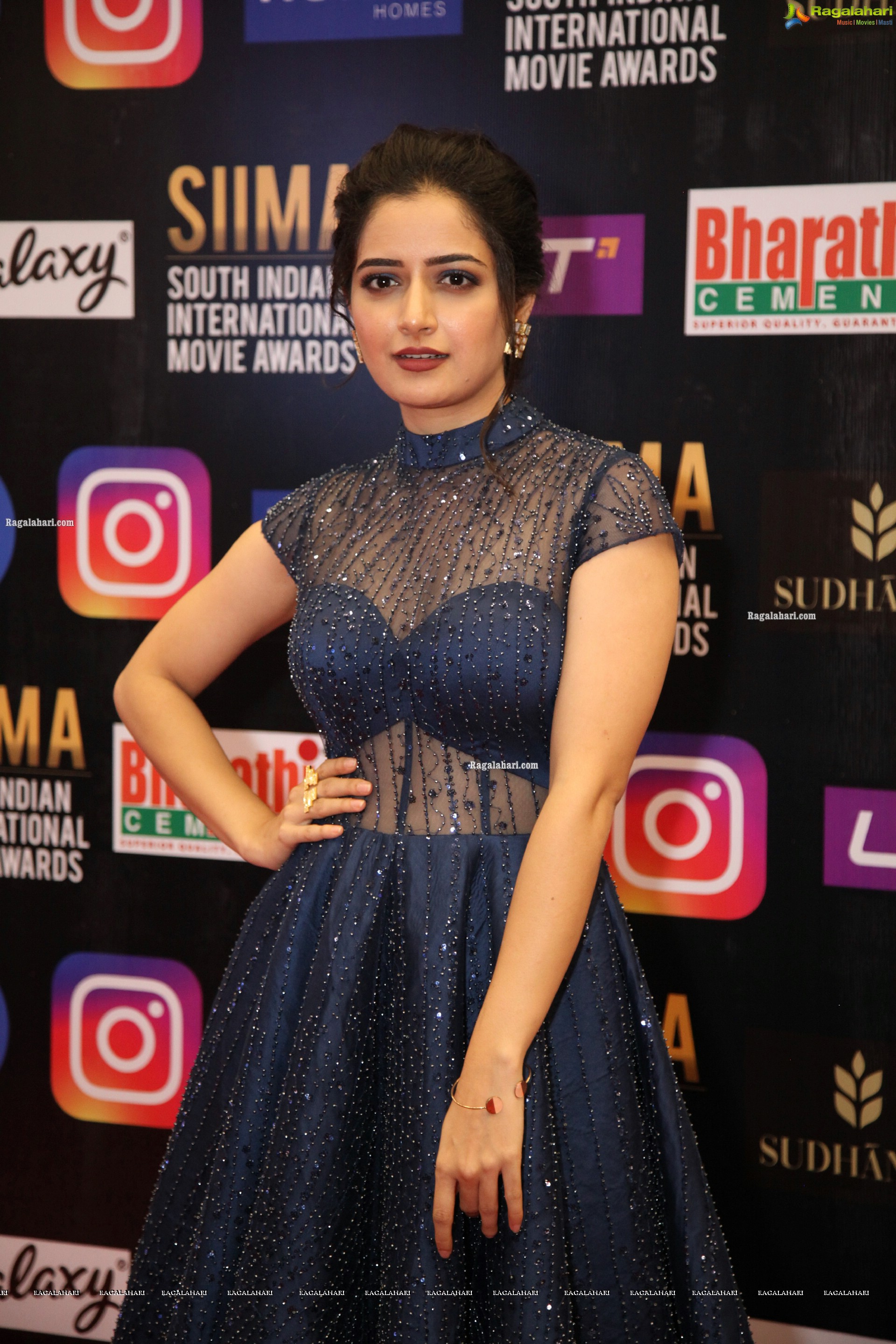 Ashika Ranganath at SIIMA Awards 2021 Day 2, HD Photo Gallery