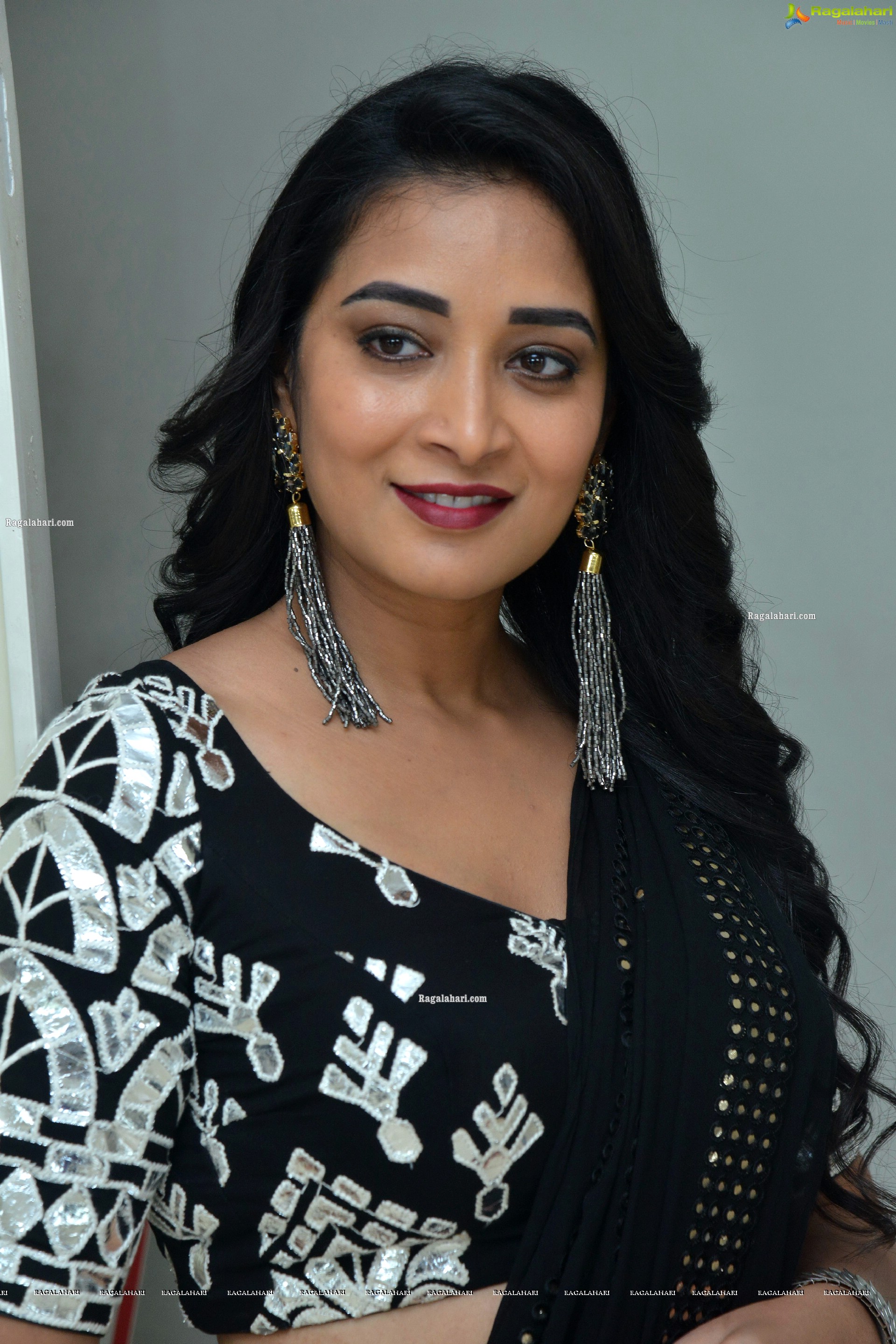 Bhanu Shree at Nallamala Movie Teaser Launch, HD Photo Gallery