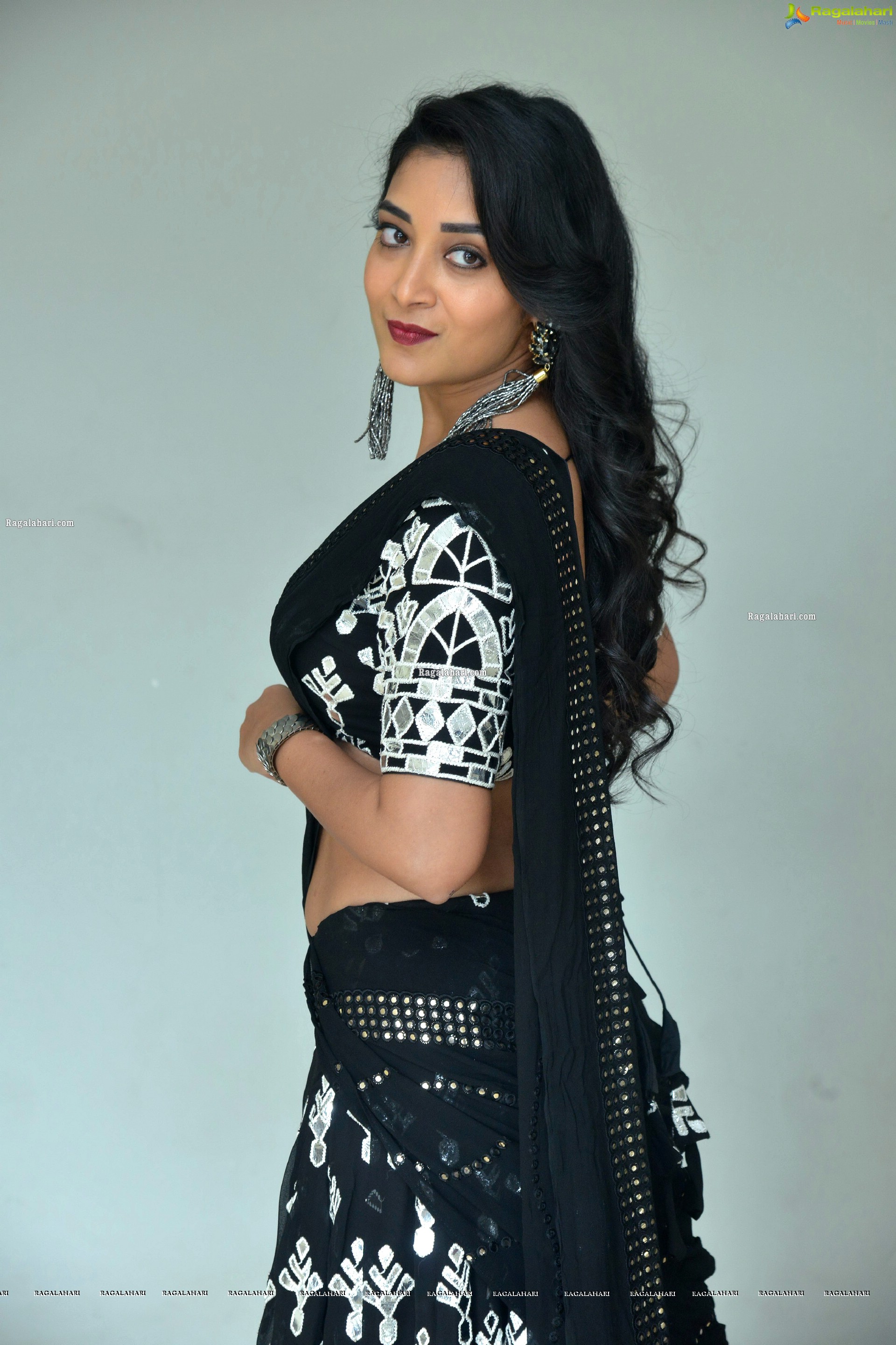 Bhanu Shree at Nallamala Movie Teaser Launch, HD Photo Gallery