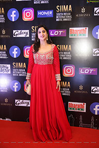 Brinda Prasad at SIIMA Awards 2021