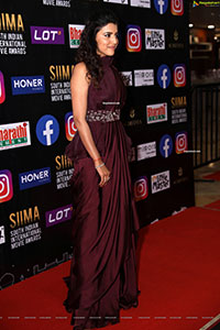 Chitra Shukla at SIIMA Awards 2021