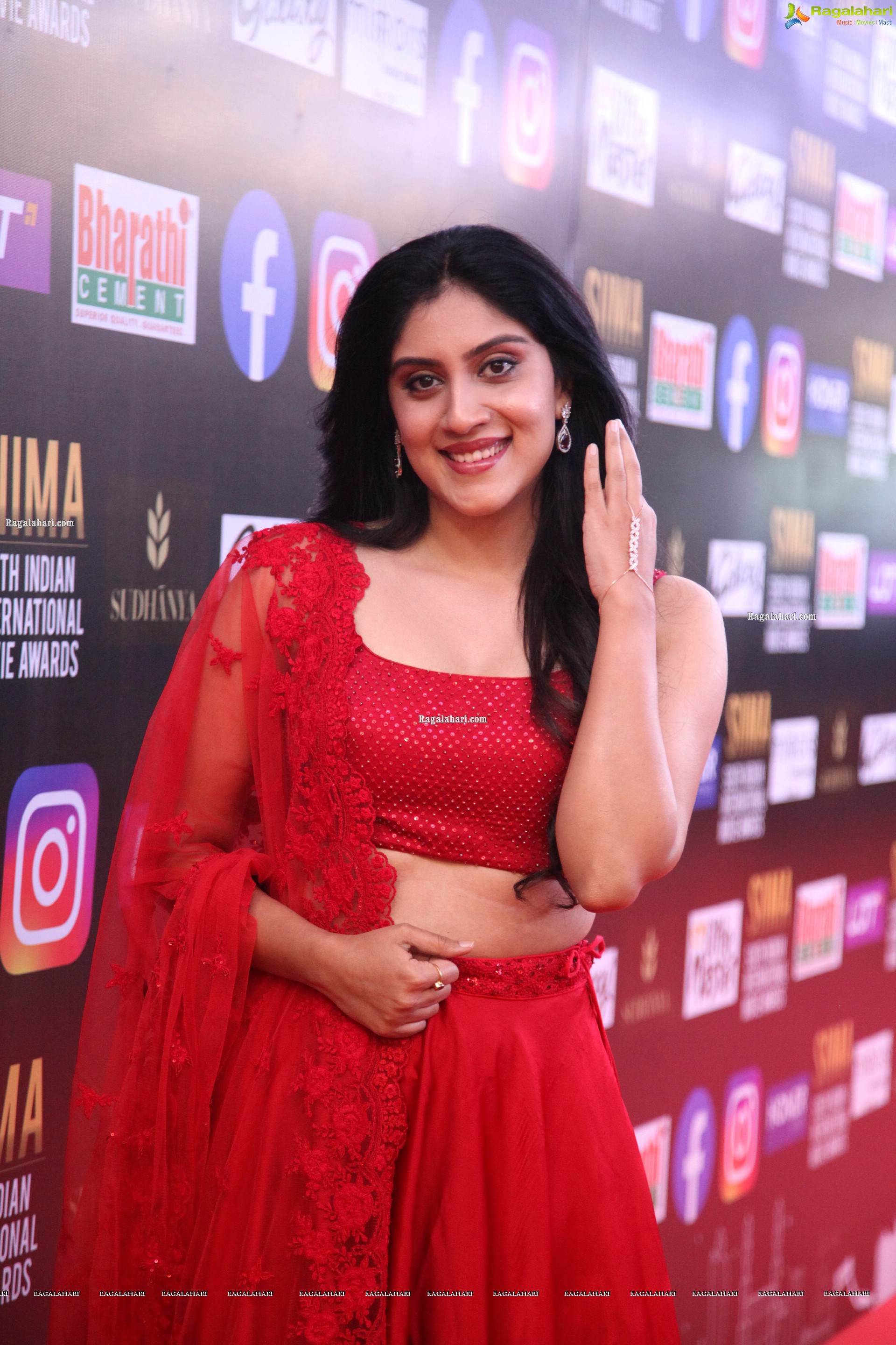 Dhanya Balakrishna At SIIMA Awards 2021, HD Photo Gallery