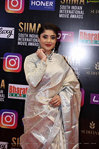 Karunya Ram at SIIMA Awards 2021 Day 2