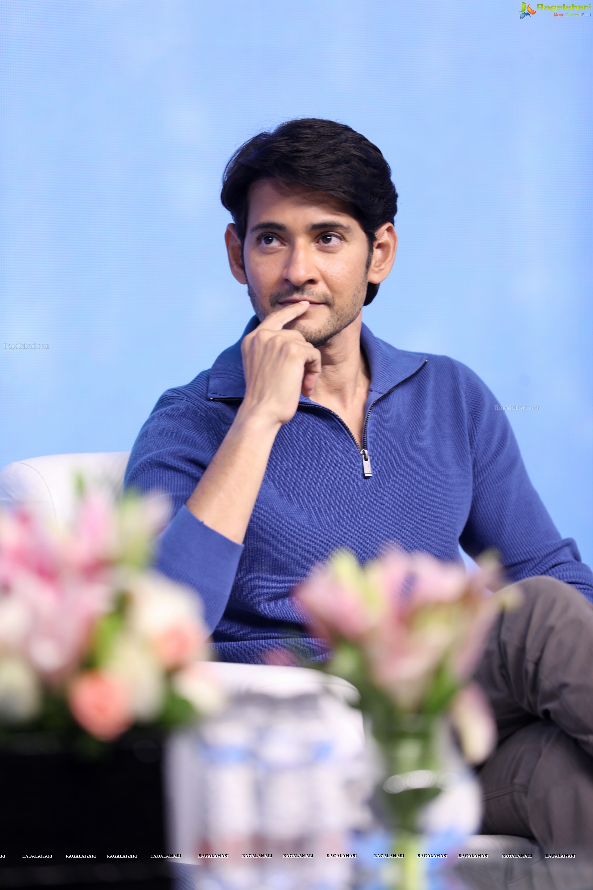 Mahesh Babu at Big C Press Meet, HD Photo Gallery