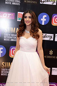 Malvika Sharma At SIIMA Awards 2021 Day 2