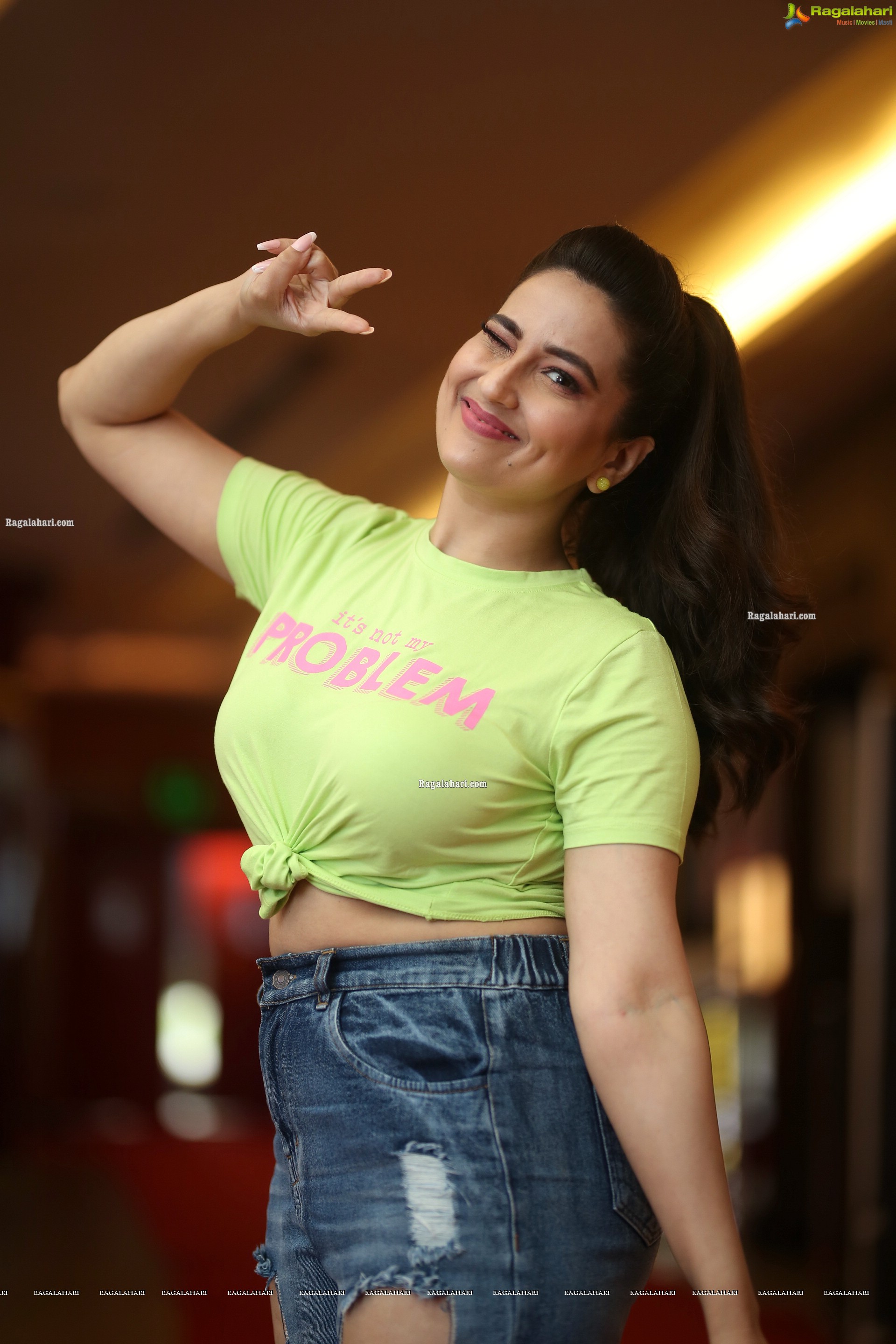 Manjusha at Most Eligible Bachelor Movie Trailer Launch, HD Photo Gallery