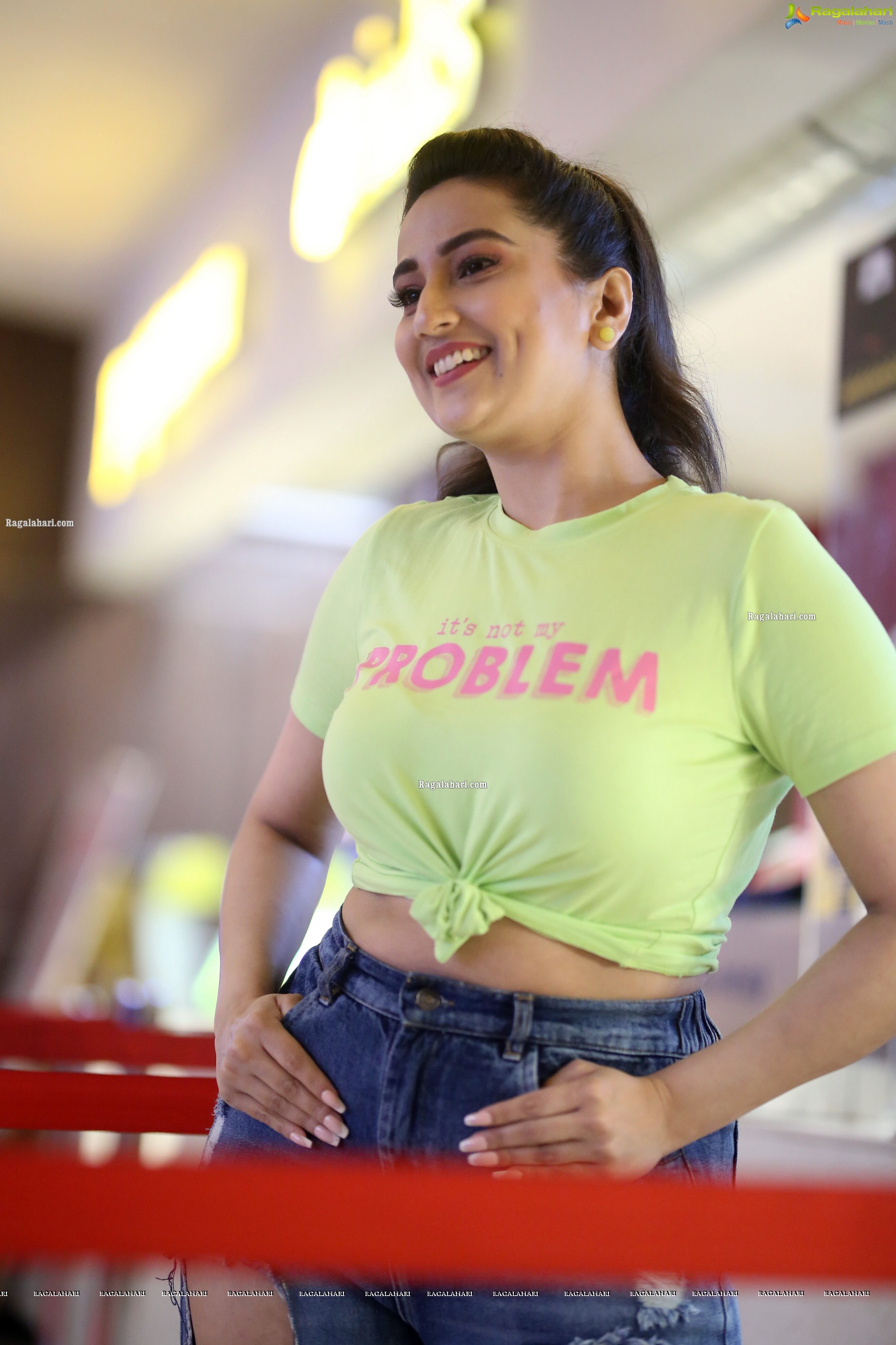 Manjusha at Most Eligible Bachelor Movie Trailer Launch, HD Photo Gallery