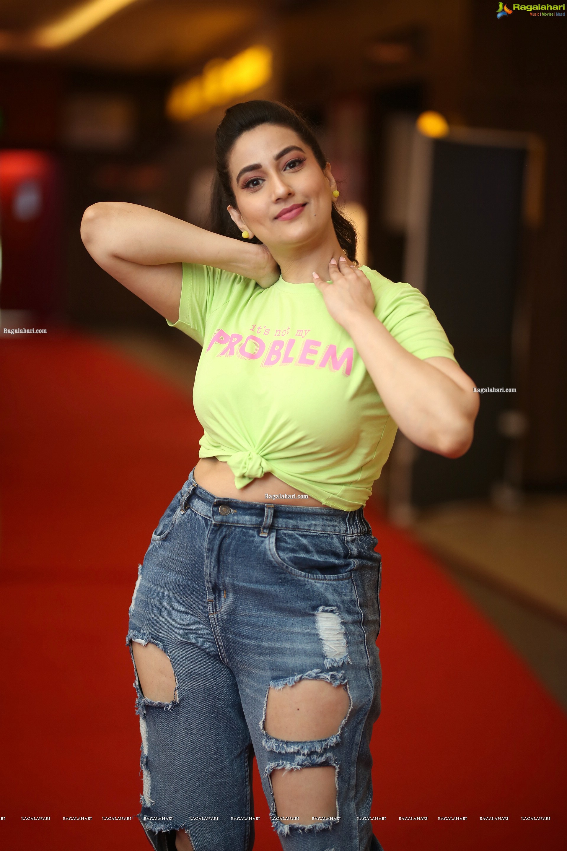Manjusha at Most Eligible Bachelor Movie Trailer Launch, HD Photo Gallery