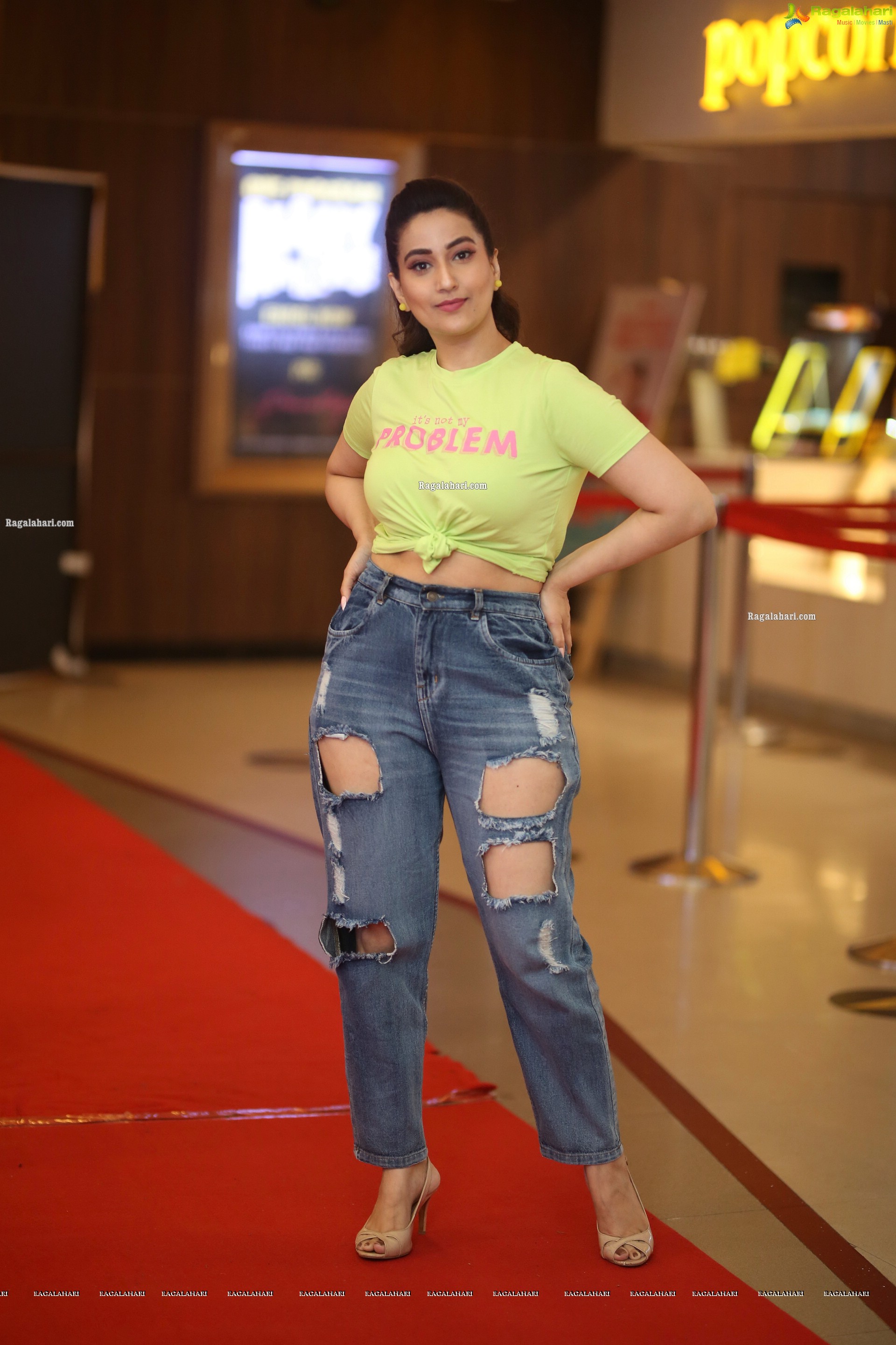 Manjusha at Most Eligible Bachelor Movie Trailer Launch, HD Photo Gallery