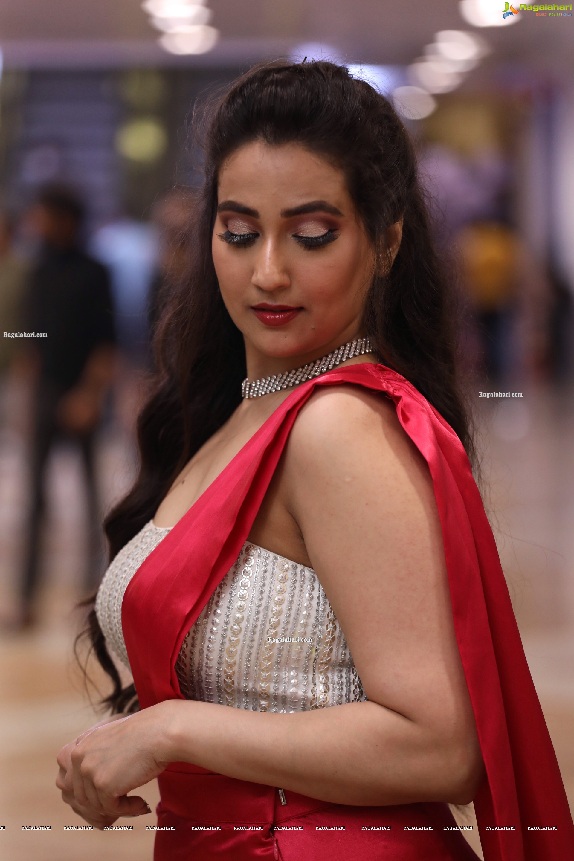 Anchor Manjusha At SIIMA Awards 2021, HD Photo Gallery