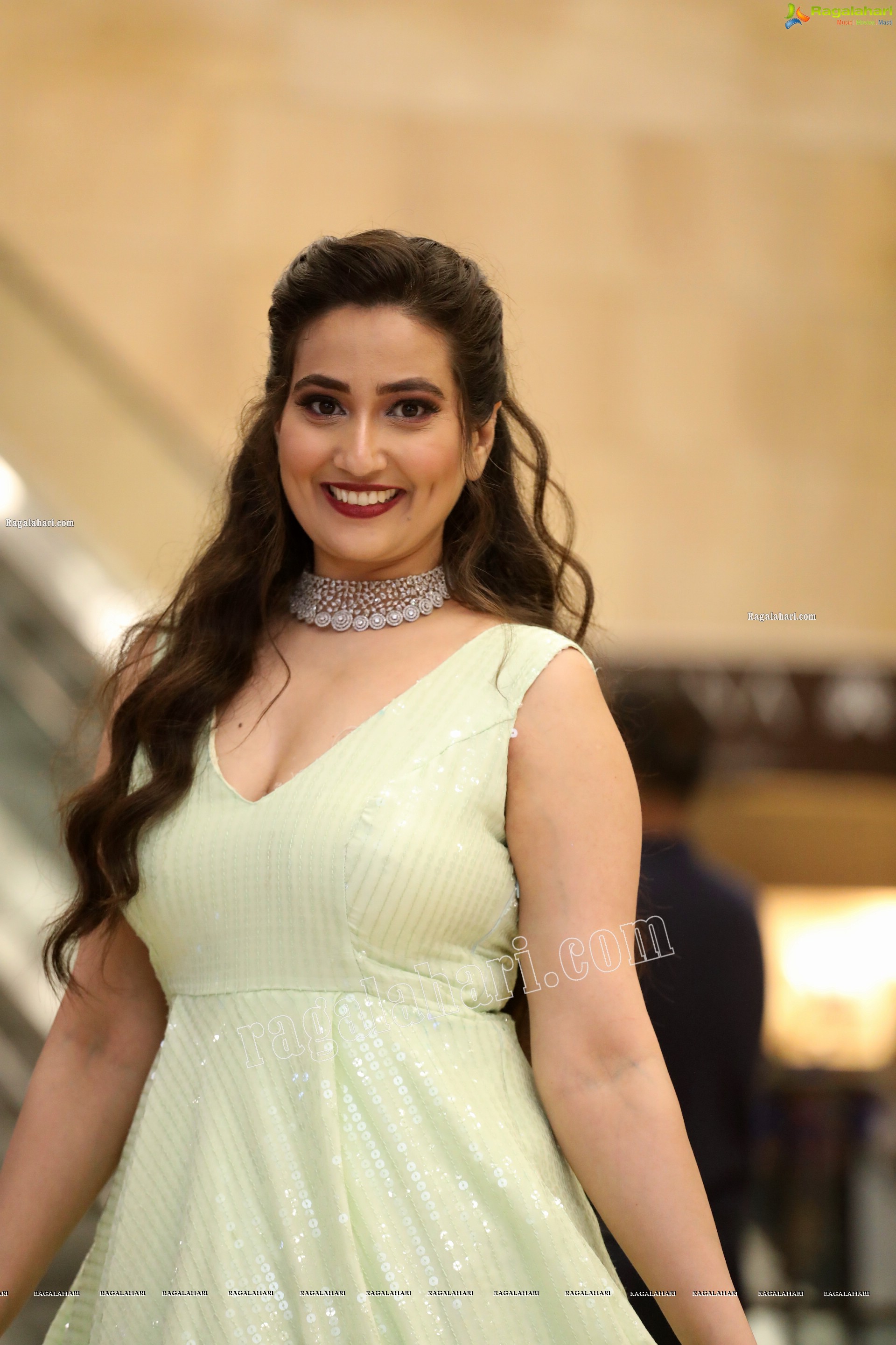 Anchor Manjusha at SIIMA Awards 2021 Day 2, HD Photo Gallery