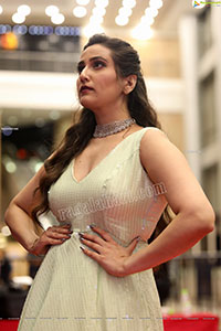 Anchor Manjusha at SIIMA Awards 2021 Day 2