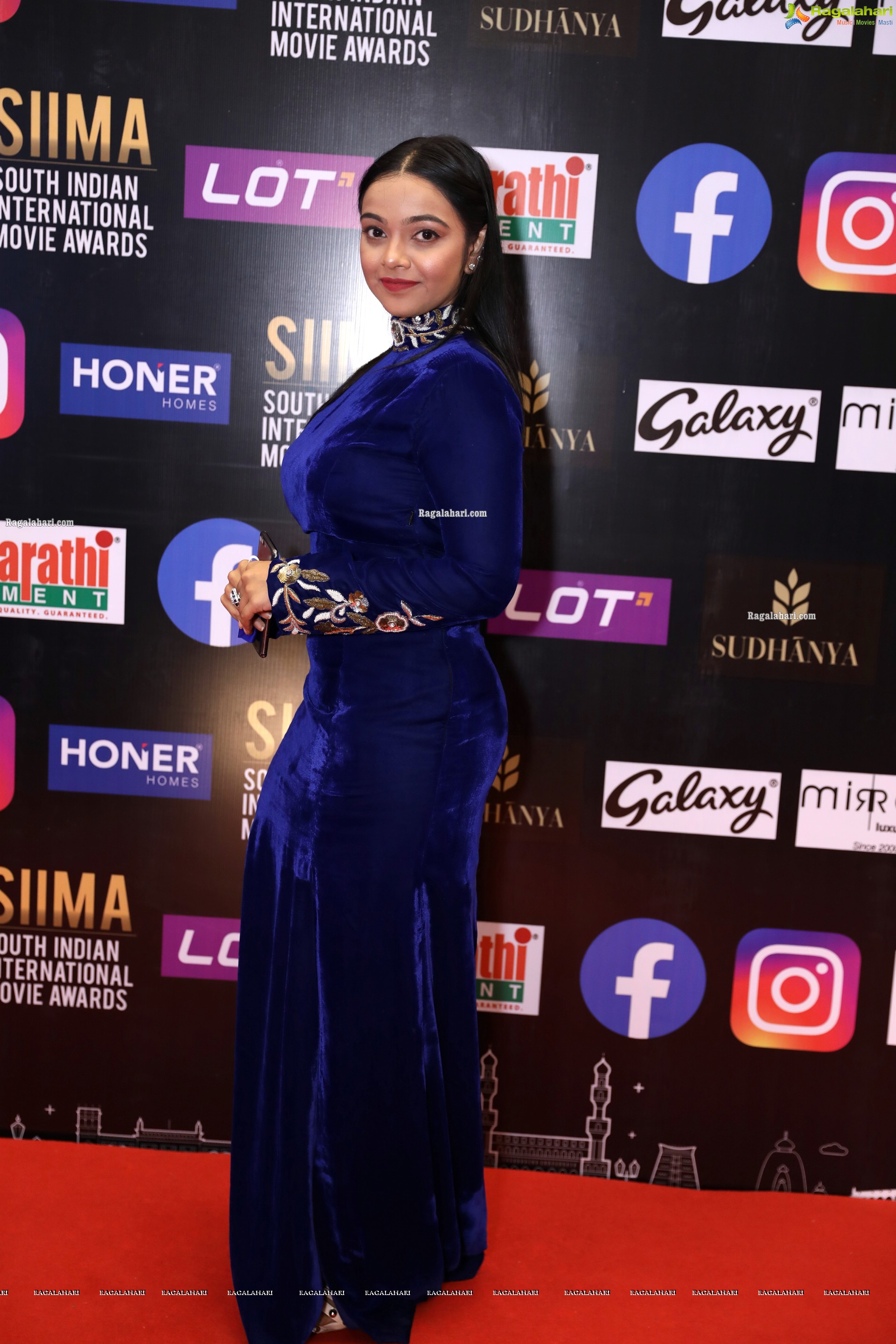 Nithya Shetty at SIIMA Awards 2021 Day 2, HD Photo Gallery