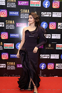 Pooja Hegde at SIIMA Awards 2021 Day 2