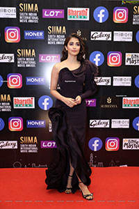 Pooja Hegde at SIIMA Awards 2021 Day 2